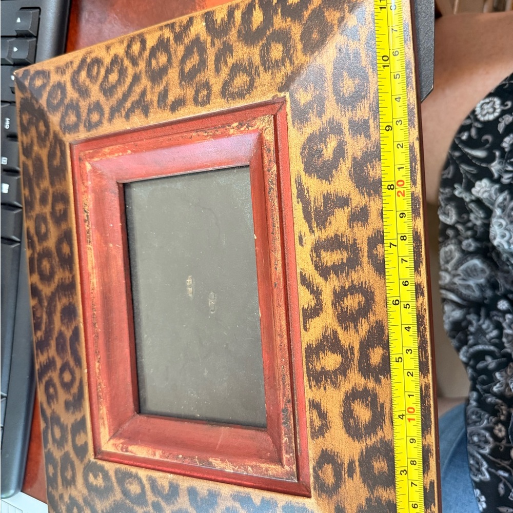 Pier 1 Imports Leopard Print Photo Frame with Red Inner Trim - Picture 9 of 9